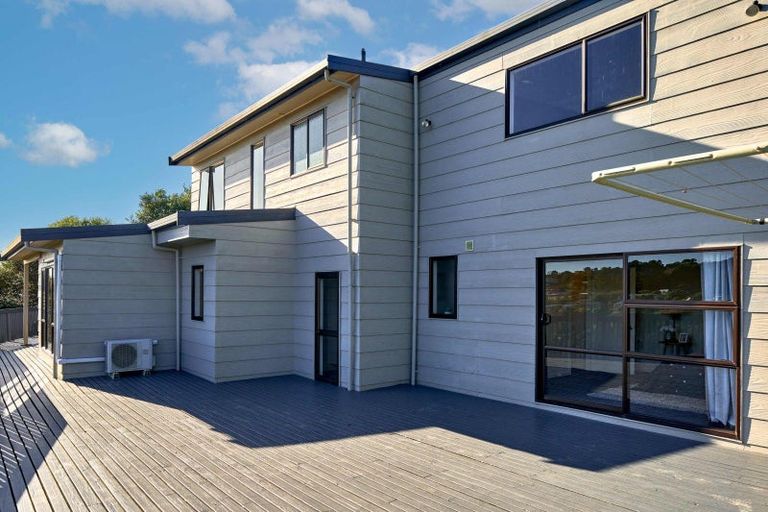 Photo of property in 56 Mercury Way, Whitby, Porirua, 5024