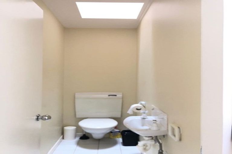 Photo of property in 14u2 Harriett Street, Thorndon, Wellington, 6011