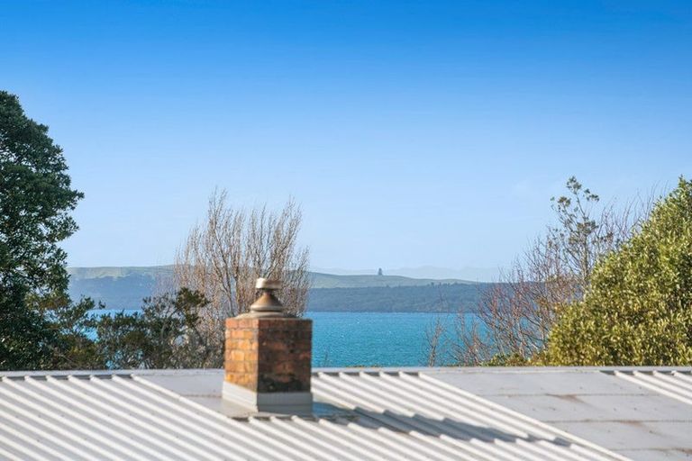 Photo of property in 361d Beach Road, Campbells Bay, Auckland, 0630