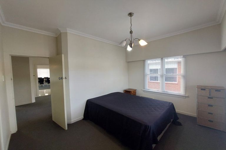 Photo of property in 5c Pendarves Street, New Plymouth, 4310