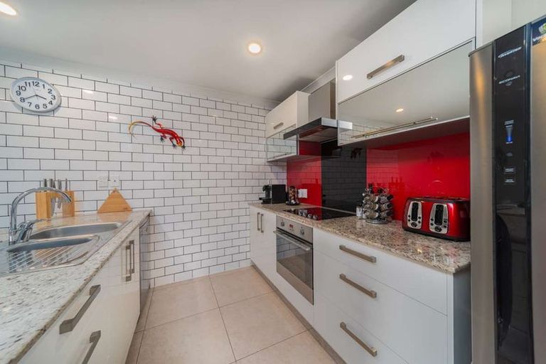 Photo of property in 12/46 Carlos Drive, Flat Bush, Auckland, 2016