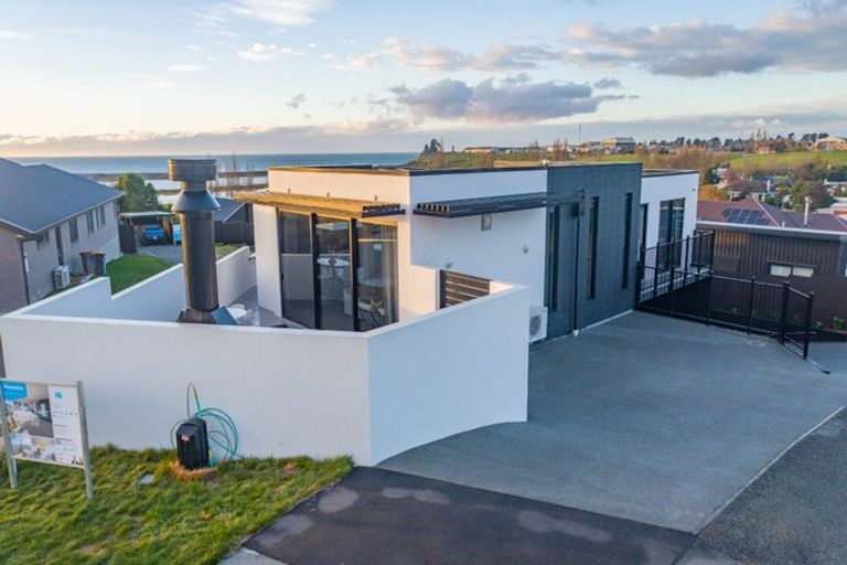 Photo of property in 17 Lancewood Terrace, Oceanview, Timaru, 7910
