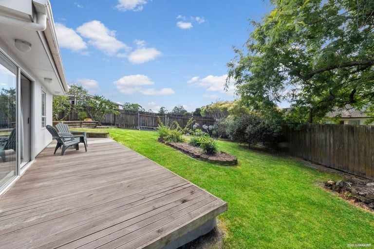 Photo of property in 31 Malmo Place, Massey, Auckland, 0614