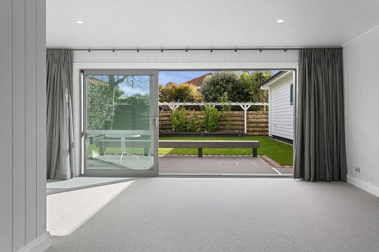 Photo of property in 11 Oregon Drive, Rainbow Point, Taupo, 3330