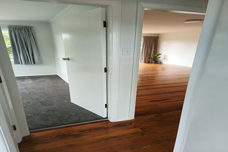 Photo of property in 5f1 Wilmshurst Place, Tawa, Wellington, 5028