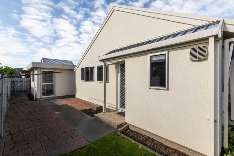 Photo of property in 4/249 Taradale Road, Pirimai, Napier, 4112