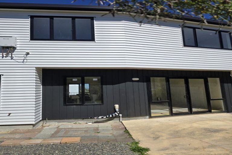 Photo of property in 21/69 Target Road, Totara Vale, Auckland, 0629