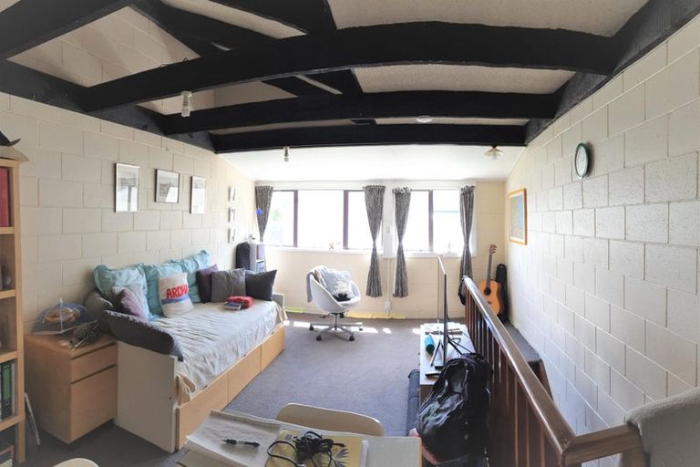 Photo of property in 129 Constable Street, Newtown, Wellington, 6021