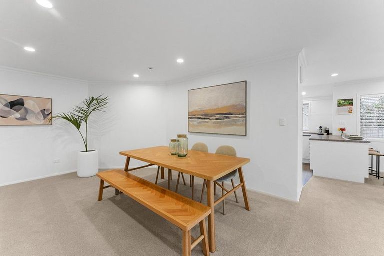 Photo of property in 10f Tupare Place, Highlands Park, New Plymouth, 4312