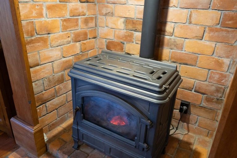 Photo of property in 105 Lockwood Road, Kairanga, 4475