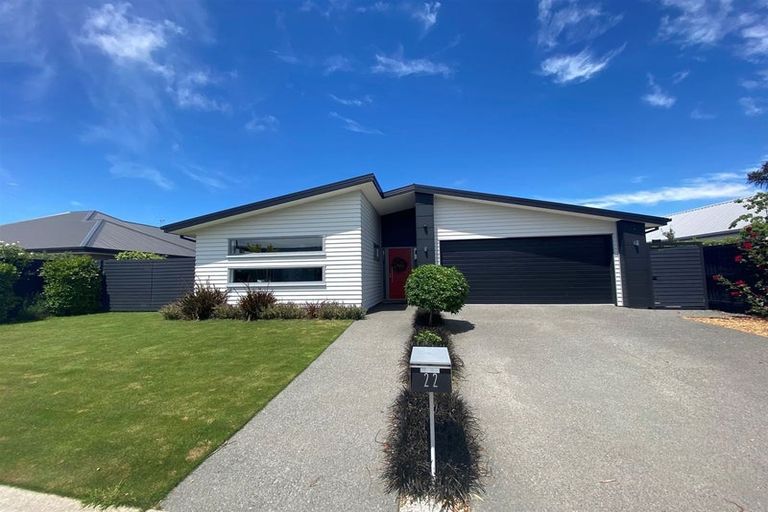 Photo of property in 22 Huntingdon Drive, Rangiora, 7400