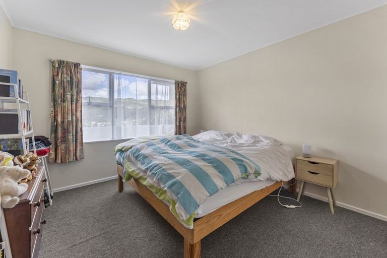 Photo of property in 7a Lincoln Grove, Wainuiomata, Lower Hutt, 5014