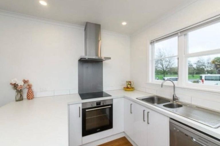 Photo of property in 94 Lethbridge Street, Feilding, 4702