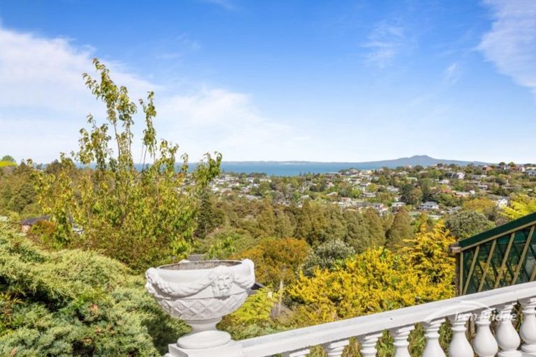 Photo of property in 230 Glenvar Road, Torbay, Auckland, 0630