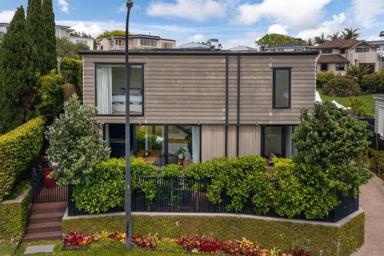 Photo of property in 2a Arthur Crescent, Hauraki, Auckland, 0622