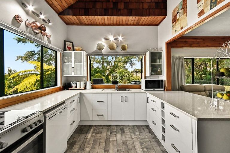 Photo of property in 63 Calluna Crescent, Totara Heights, Auckland, 2105