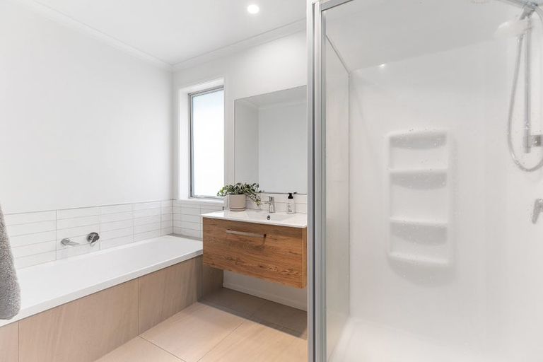 Photo of property in 83 Hills View Drive, Papamoa, 3118