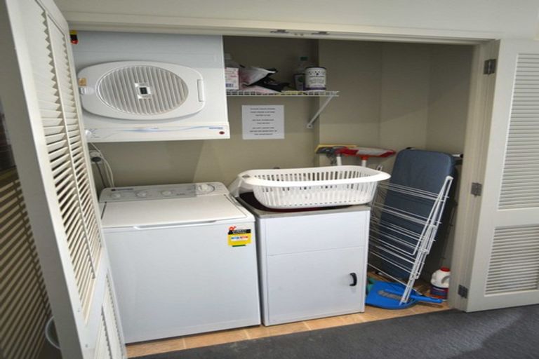 Photo of property in 209/136 Marine Parade, Mount Maunganui, 3116