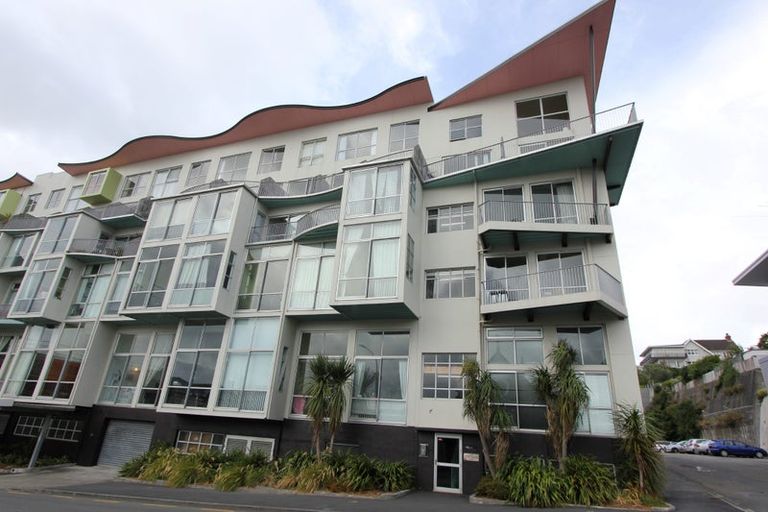 Photo of property in Qba Apartments, 4t/51 Webb Street, Mount Cook, Wellington, 6011