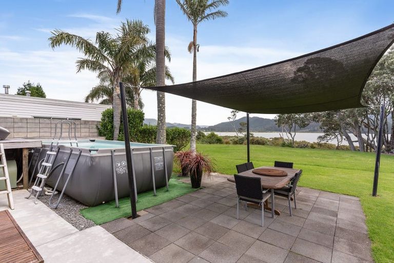 Photo of property in 65 Tangiteroria Lane, Pauanui, Hikuai, 3579