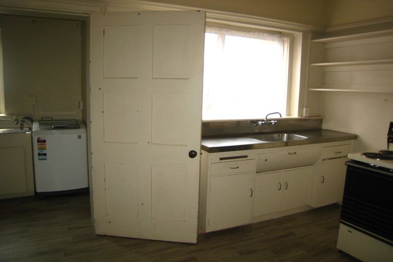 Photo of property in 14a Elizabeth Street, Papakura, 2110