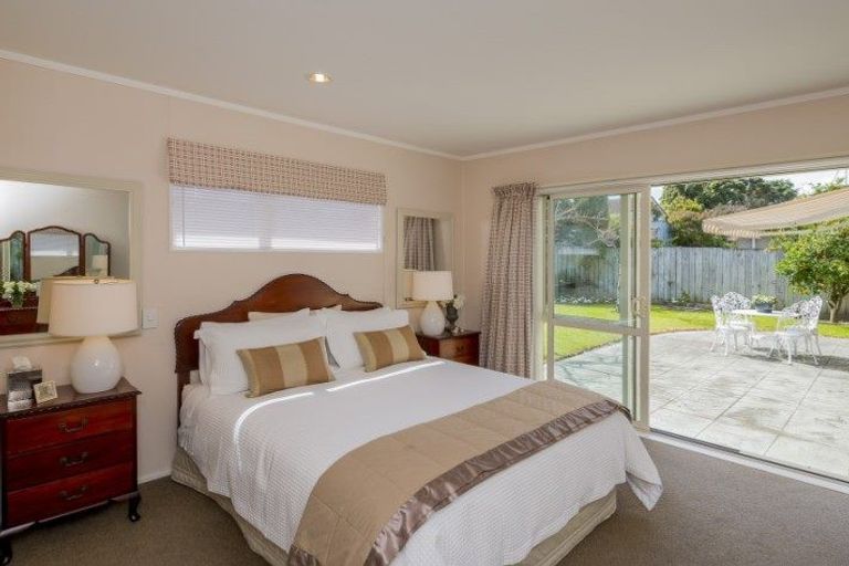 Photo of property in 24 Sunburst Court, Paraparaumu Beach, Paraparaumu, 5032