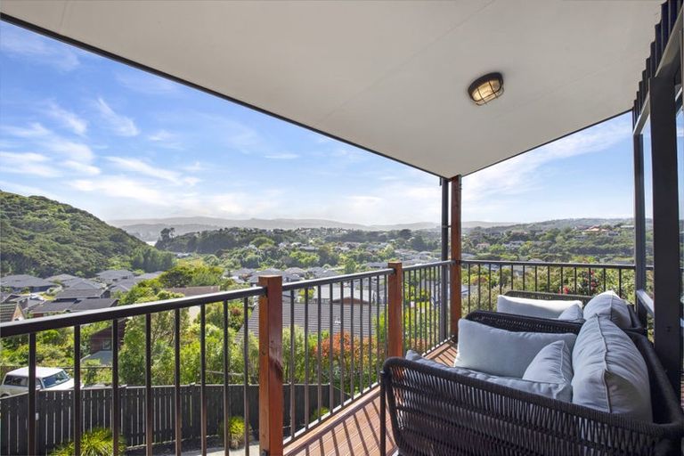 Photo of property in 20 Shackle Lane, Whitby, Porirua, 5024