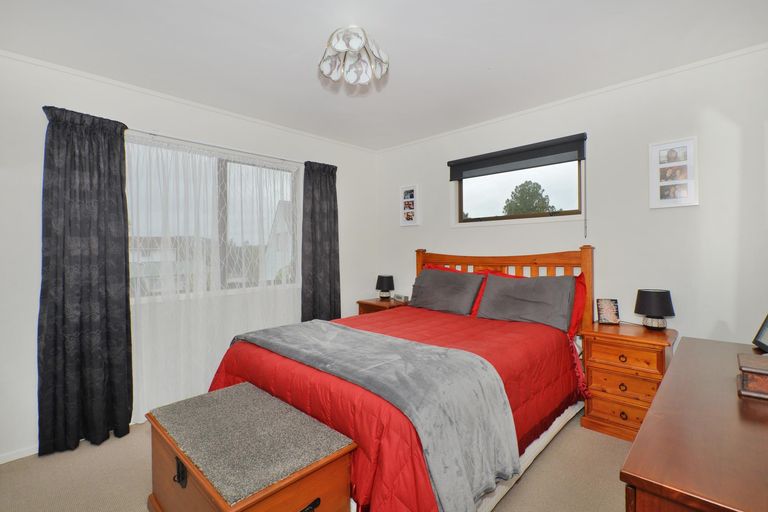 Photo of property in 9 Coleridge Place, Tikipunga, Whangarei, 0112
