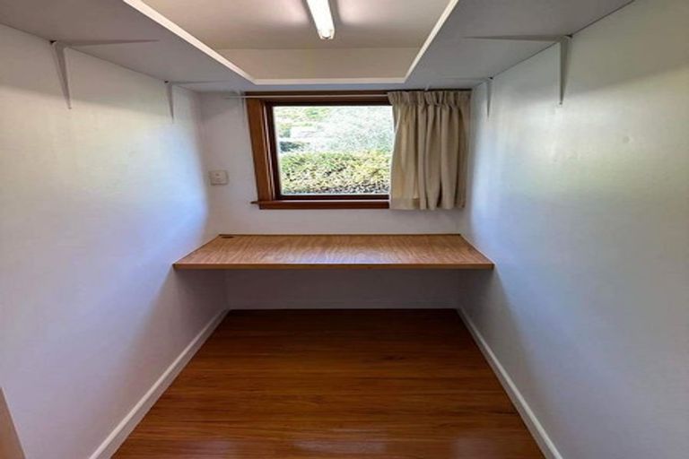 Photo of property in 2/102 Mccormacks Bay Road, Mount Pleasant, Christchurch, 8081
