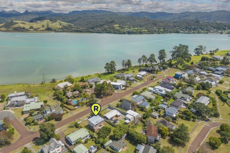 Photo of property in 15 Sheppard Avenue, Pauanui, Hikuai, 3579