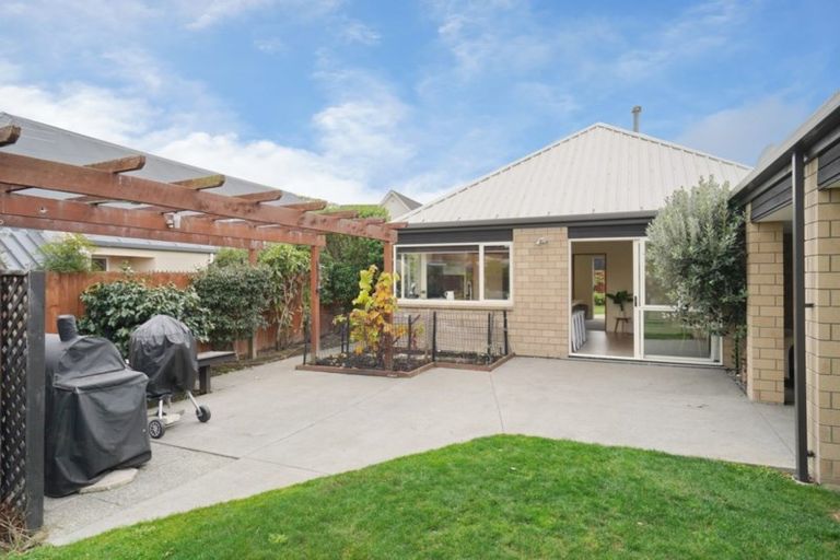 Photo of property in 5 Utah Place, Burwood, Christchurch, 8061