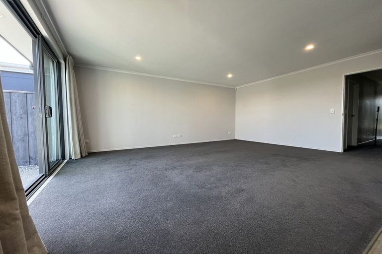 Photo of property in 34 William Dawson Crescent, Wigram, Christchurch, 8025