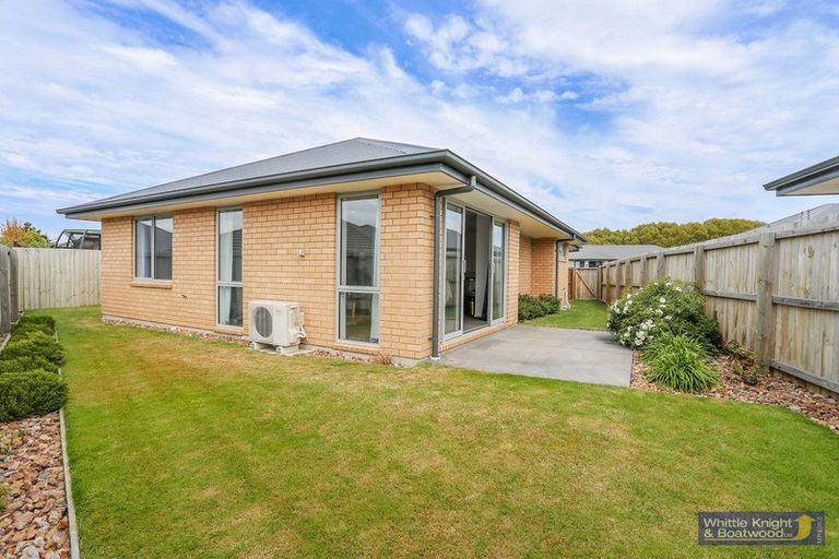 Photo of property in 7 Sharman Place, Wigram, Christchurch, 8042