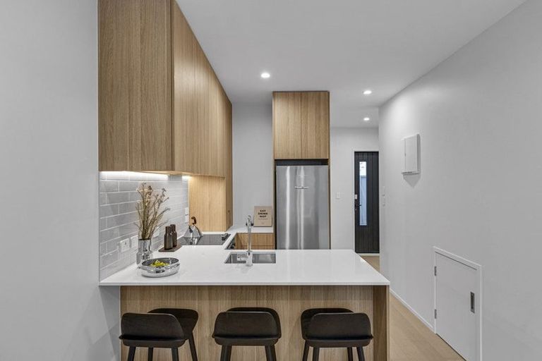 Photo of property in 34b James Street, Mangere East, Auckland, 2024