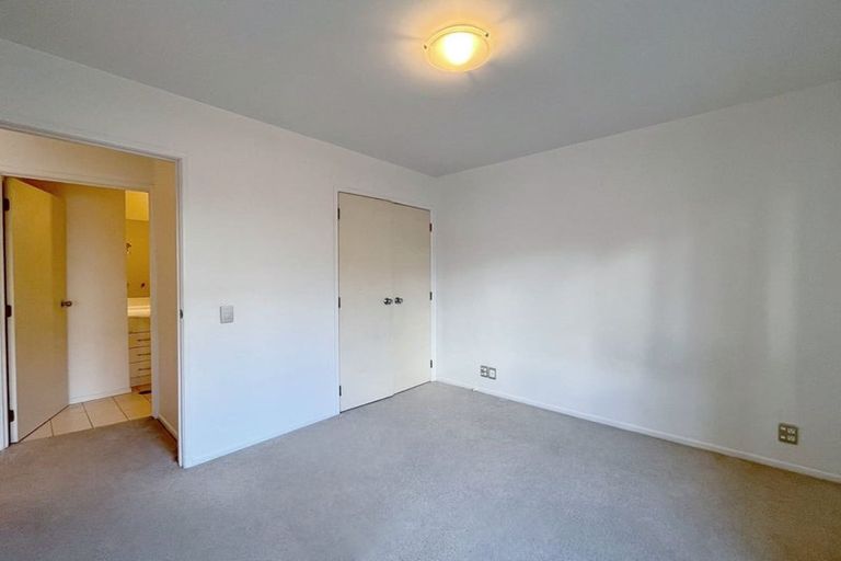 Photo of property in The Grange, 87/92 Bush Road, Albany, Auckland, 0632