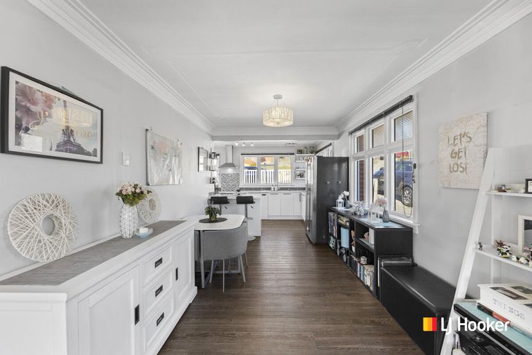 Photo of property in 11b Cuba Street, Petone, Lower Hutt, 5012