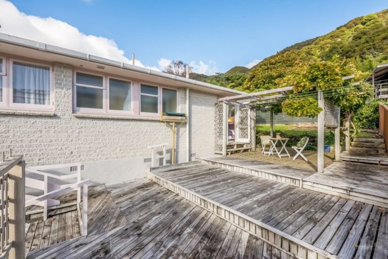 Photo of property in 10 Mission Street, Waterloo, Lower Hutt, 5011