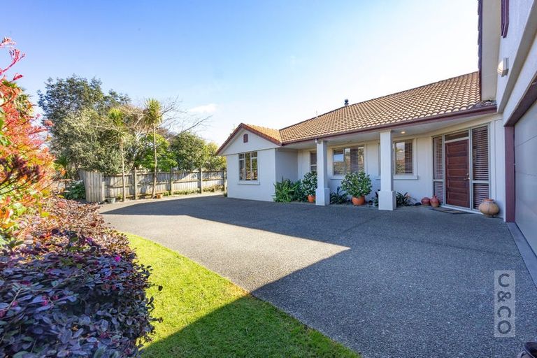 Photo of property in 19 Solan Drive, Waimauku, 0812