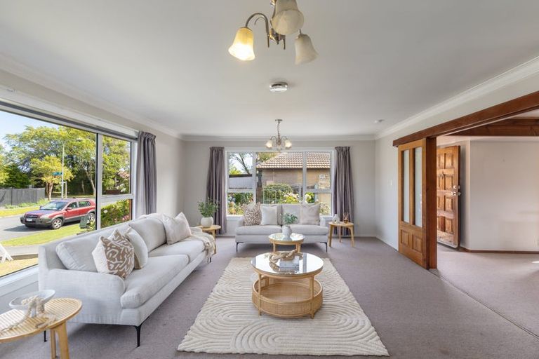 Photo of property in 36 Jenkins Avenue, Redwood, Christchurch, 8051