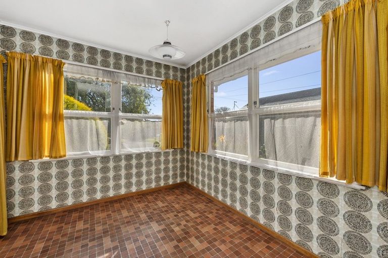 Photo of property in 10 Casper Street, Fairfield, Hamilton, 3214