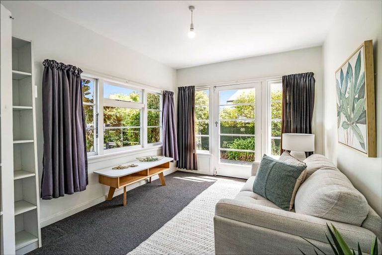 Photo of property in 54 Forfar Street, St Albans, Christchurch, 8014