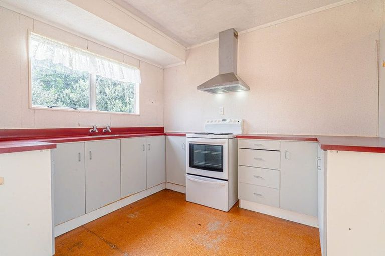 Photo of property in 19 Carnoustie Drive, Wattle Downs, Auckland, 2103