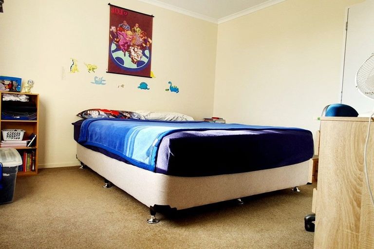 Photo of property in 23 Roy Douglas Place, Favona, Auckland, 2024