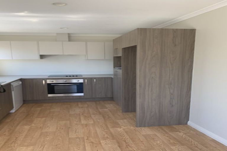 Photo of property in 32 Aberfeldy Avenue, Highland Park, Auckland, 2010