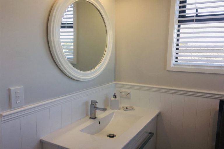 Photo of property in 8 Oceania Sands Way, Papamoa Beach, Papamoa, 3118