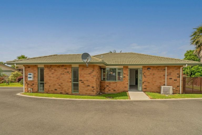 Photo of property in 2 Mayfair Close, Whitianga, 3510