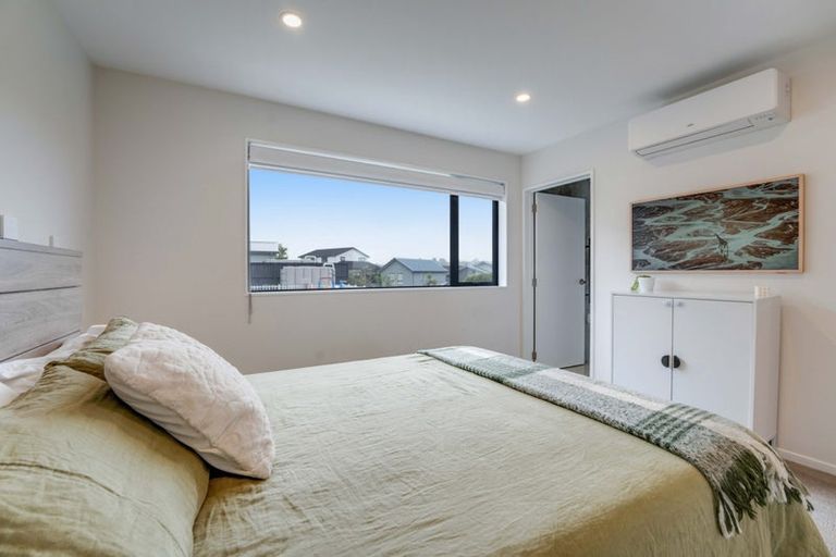 Photo of property in 44 Waipuhinui Way, Wiri, Auckland, 2104