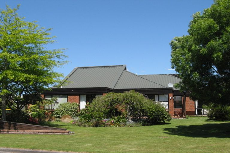 Photo of property in 17 Mansfield Drive, Kaiapoi, 7630