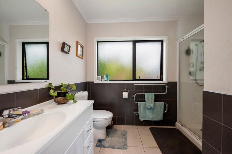 Photo of property in 83 Tawavale Street, Pukehangi, Rotorua, 3015