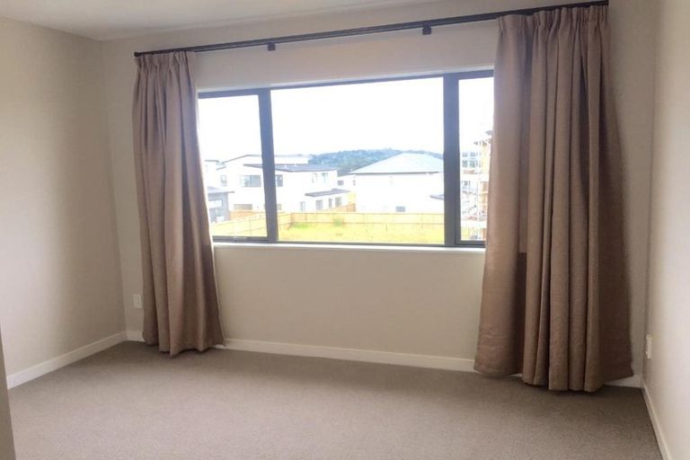 Photo of property in 11 Kota Lane, Hobsonville, Auckland, 0616
